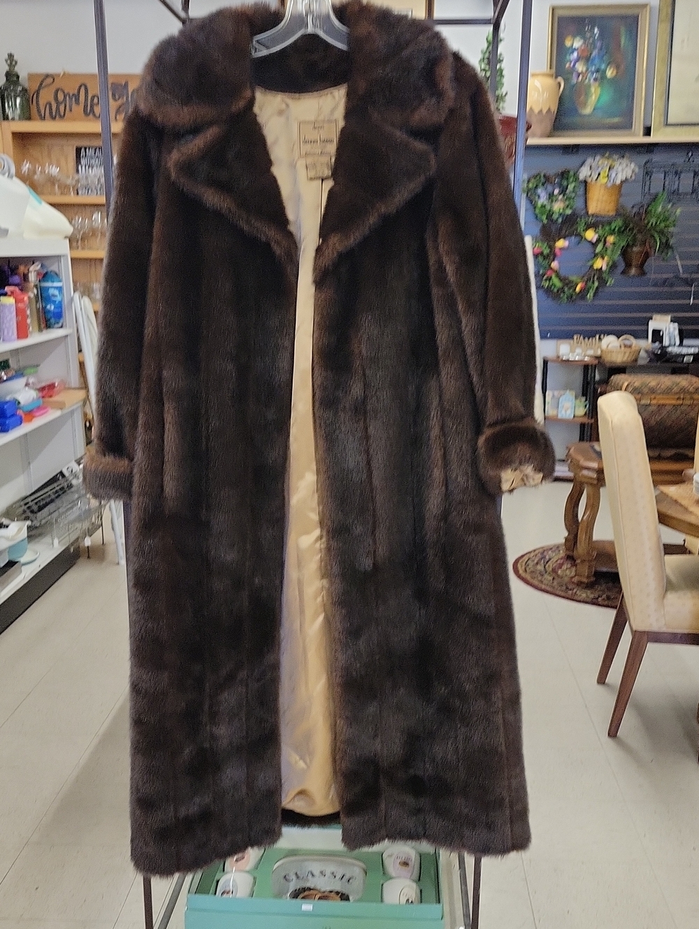 Dennis Basso Dark Brown Full-Length Mink Coat with Notched Collar #mobwife